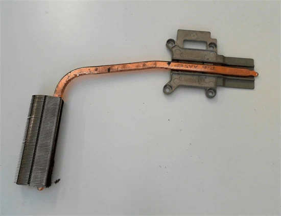 גוף קירור למחשב נייד    TOSHIBA SATTELITE C660 HEATSINK