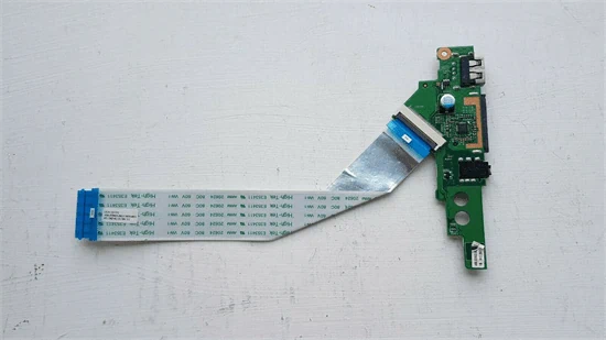 לוח usb וכרטיס sd למחשב נייד - LENOVO YOGA 500-15