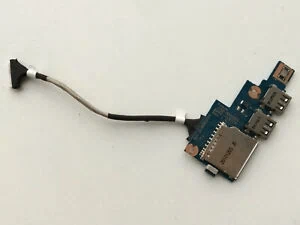 לוח usb וכרטיס sd למחשב נייד -SAMSUNG NP370R5E